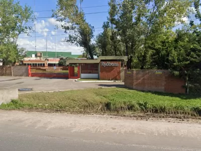 Sin luz y con sueldos pendientes, trabajadores de Rydhans exponen una cr&iacute;tica situaci&oacute;n en Moreno