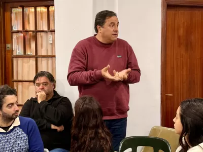 Con "Manino" Iriart a la cabeza se presentó Sentido Común Marplatense, la lista vecinalista que quiere llegar al HCD