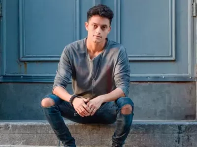 Miles de personas vieron a Lucho Arrieta abrir el recital de Q&rsquo; Lokura en Buenos Aires