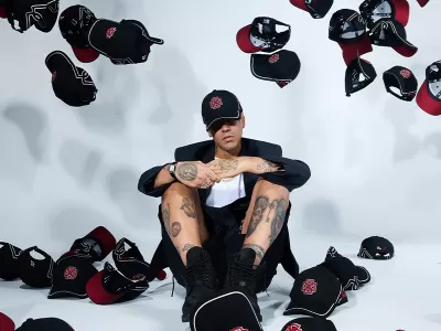 Duki y New Era lanzan gorra 9FORTY de edición limitada inspirada en el álbum AMERI