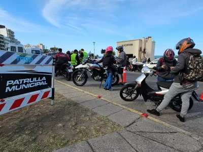 El Municipio marplatense intensifica controles en vía pública: 171 infracciones por trapitos y cuidacoches y 105 motos secuestradas en una semana