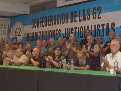 Las 62 Organizaciones Peronistas cargaron contra la CGT y debatieron la deuda externa en un encuentro realizado en Avellaneda