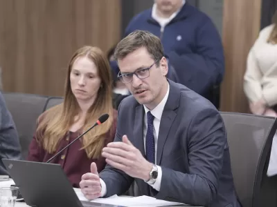 S&aacute;nchez Wrba lleva su agenda productiva a Roque P&eacute;rez y Saladillo con foco en el empleo y el desarrollo regional