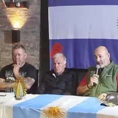 Entre Balor y Kicillof, Santiago C&uacute;neo lanz&oacute; su ofensiva con moneda bonaerense y continuidad de intendentes