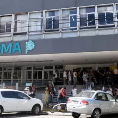 Polic&iacute;as retirados de La Plata denunciaron recortes en IOMA y exigieron recuperar la cobertura hist&oacute;rica de medicamentos