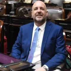 Un libertario recibe 145 mil d&oacute;lares del Naci&oacute;n y la oposici&oacute;n exige explicaciones por posibles privilegios