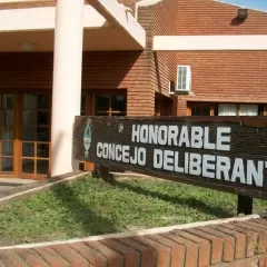 Iniciativa en Villa Gesell para sancionar con mayor dureza el uso indebido de espacios comunes y predios privados