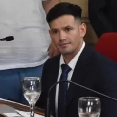 El reclamo de una vecina por una vivienda abre otro frente pol&iacute;tico alrededor de Maximiliano Corio en Campana