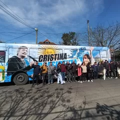 &iquest;CFK vuelve al ruedo? El "Colectivo" mueve fichas y ya buscan vice para 2027