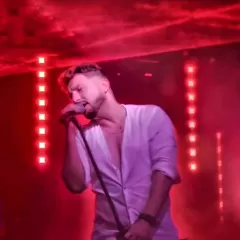 "Vuelta a los 90's" Latin Fest: una noche para revivir la era dorada del pop latino en Mar del Plata