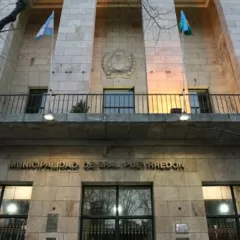 Tractores al Municipio por convenios paralizados y tensi&oacute;n pol&iacute;tica en aumento